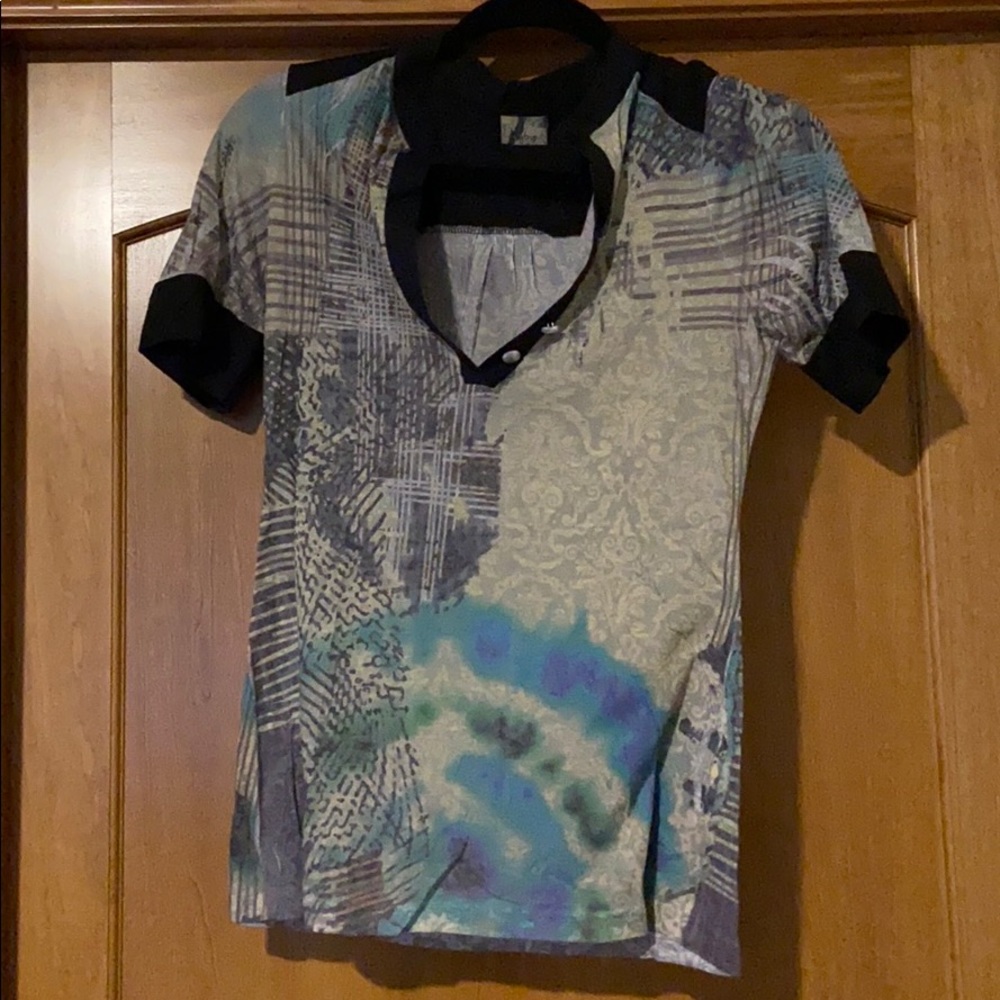 Multi color top